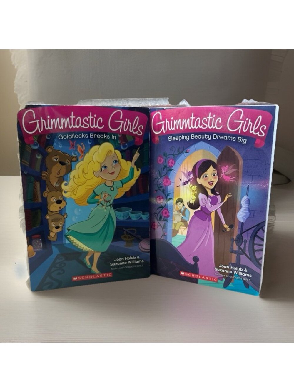 2 Books #5 &6 Grimmtastic Girls Goldilocks Break In & Sleeping Beauty Scholastic